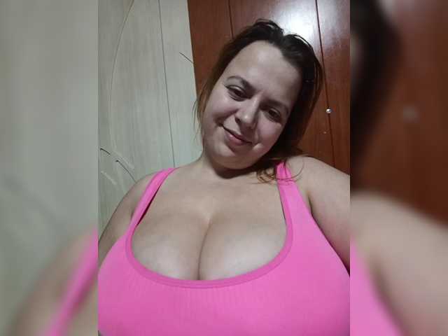 Malaya11 live cam on BongaCams