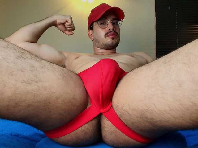 TommyJohn live webcam show
