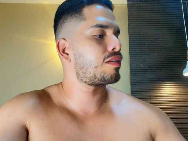 TommyJohn Live Webcam on BongaCams