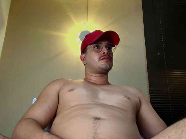 TommyJohn Sex Cam Show