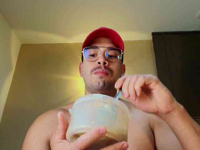 TommyJohn Sex Cam Show