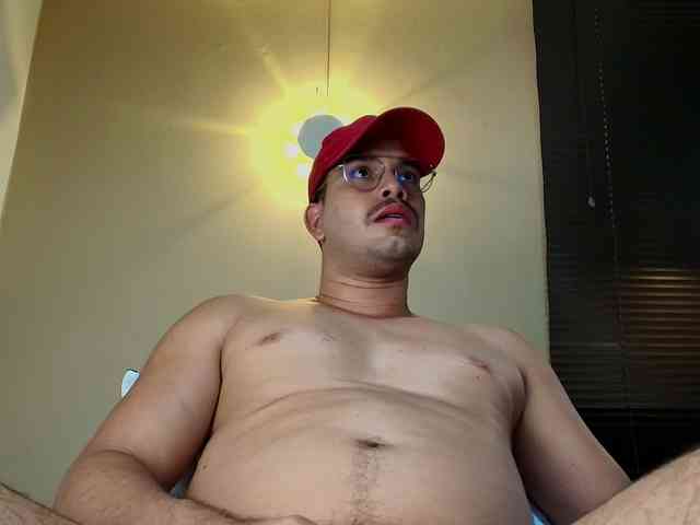 TommyJohn Sex Cam Show