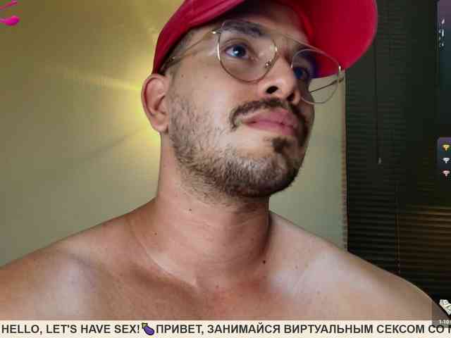 TommyJohn Sex Cam Show