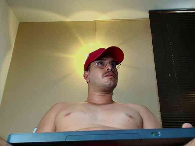 TommyJohn Sex Cam Show