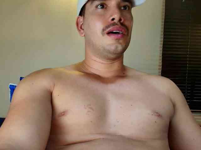 TommyJohn Sex Cam Show