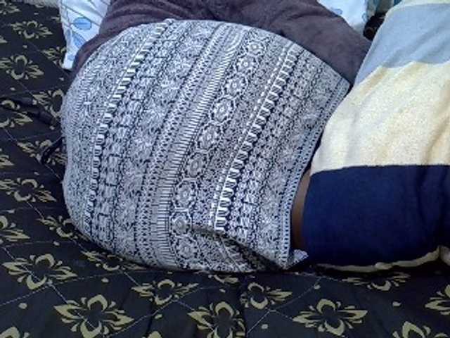 Winnie112 live webcam show