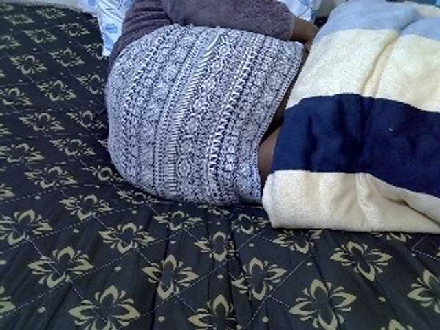Winnie112 live webcam show