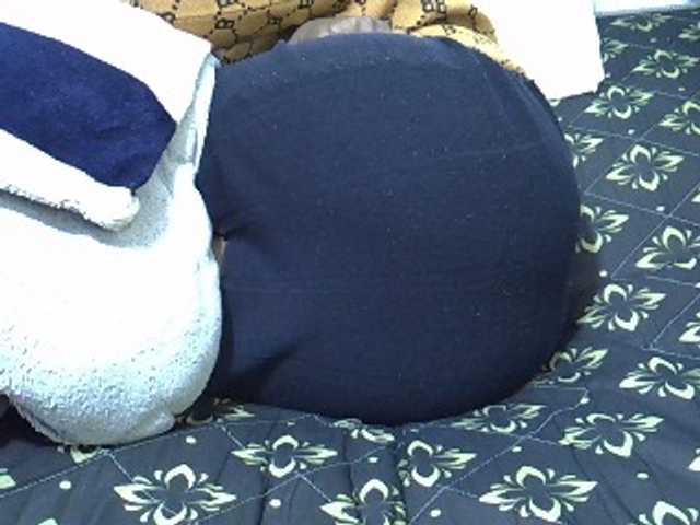 Winnie112 live webcam show