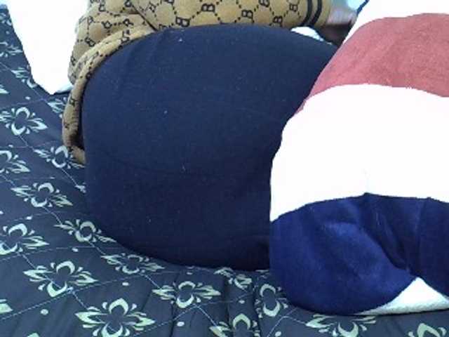 Winnie112 live webcam show