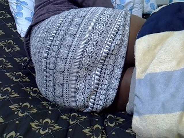 Winnie112 live webcam show