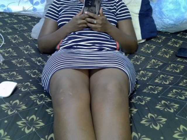 Winnie112 live webcam show