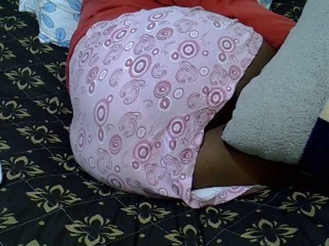 Winnie112 live webcam show