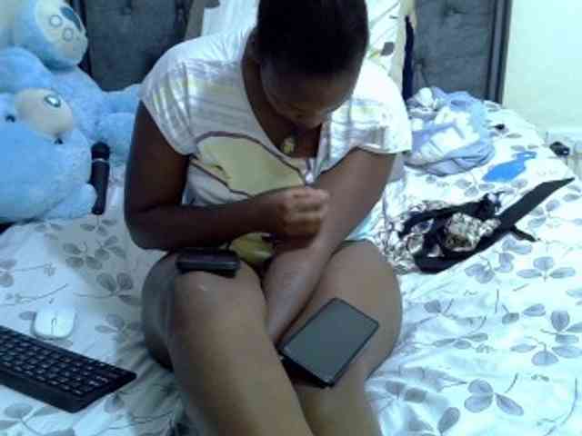 Winnie112 webcam
