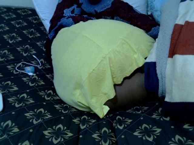 Winnie112 webcam