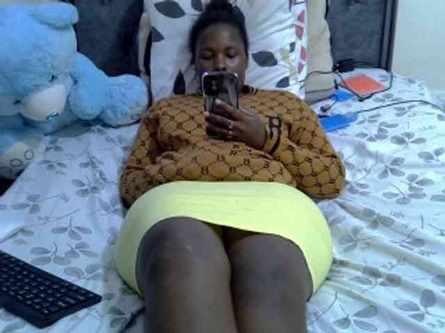 Winnie112 webcam