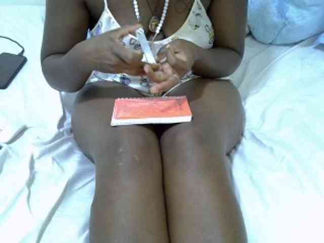 Winnie112 webcam