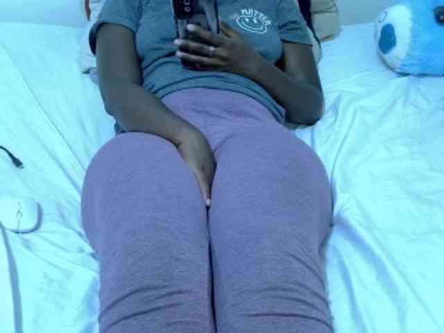 Winnie112 webcam