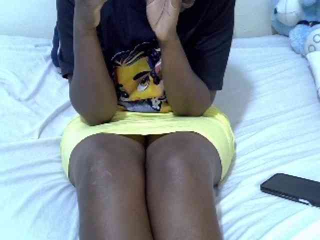 Winnie112 webcam