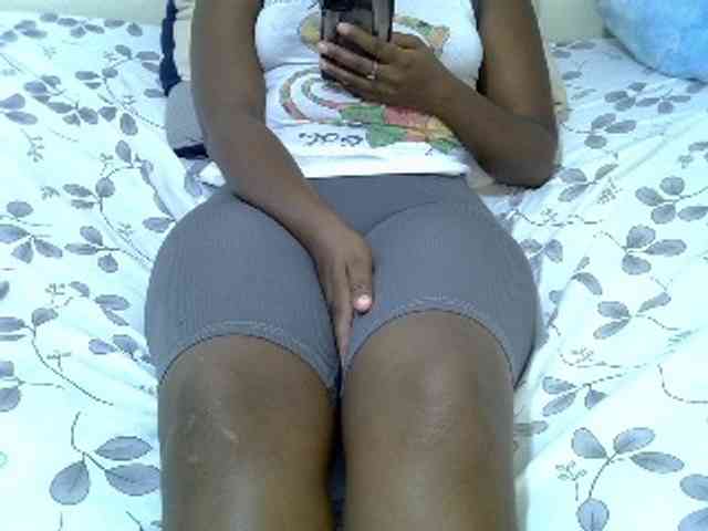 Winnie112 webcam