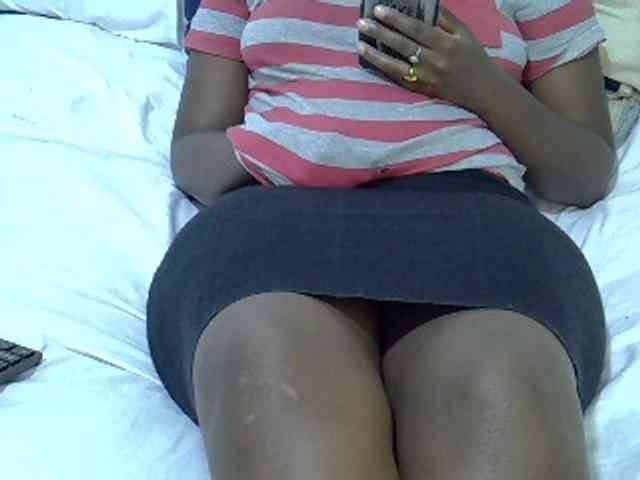 Winnie112 Live Webcam on BongaCams