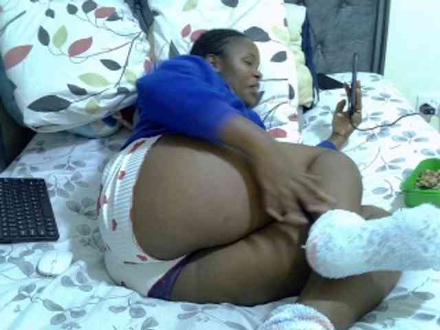 Winnie112 webcam