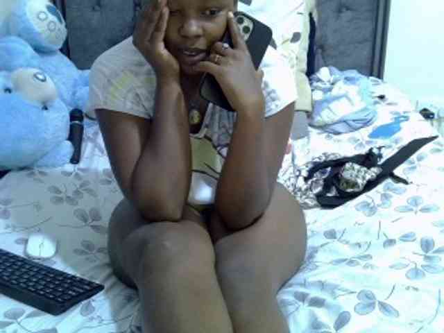 Winnie112 webcam