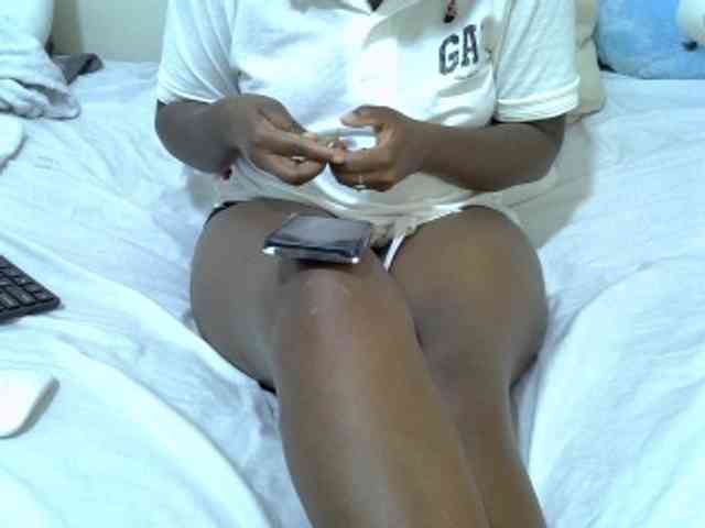 Winnie112 webcam