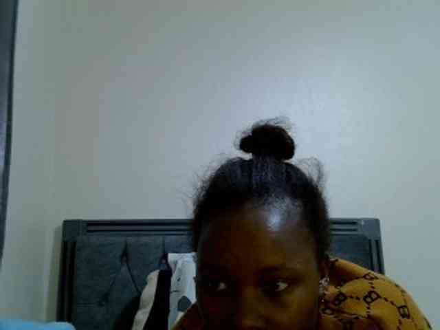 Winnie112 webcam
