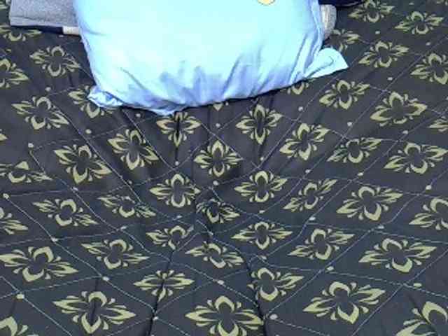 Winnie112 webcam