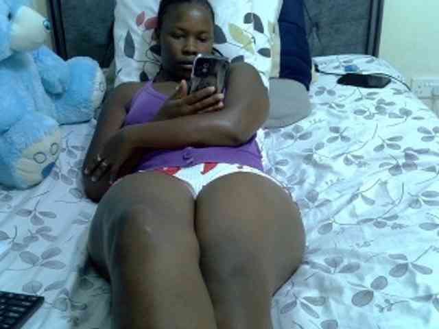 Winnie112 webcam
