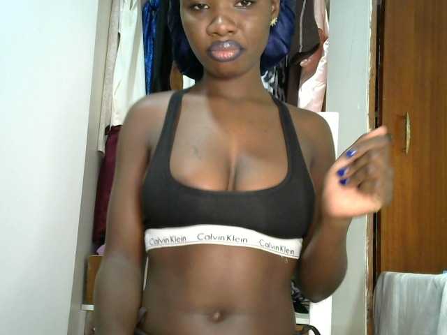 SallyDsally live cam on BongaCams
