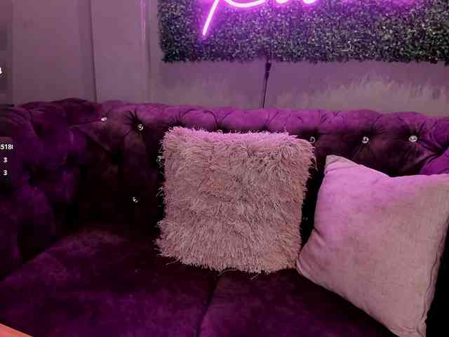 Scarlettvelvet webcam