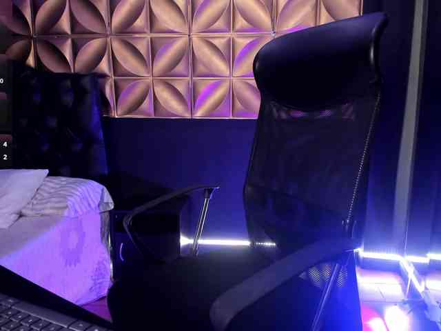 Scarlettvelvet webcam