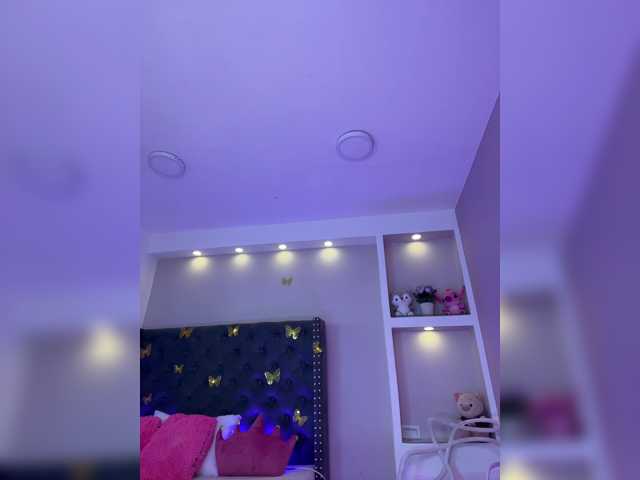 GigiRoss1 live cam on BongaCams