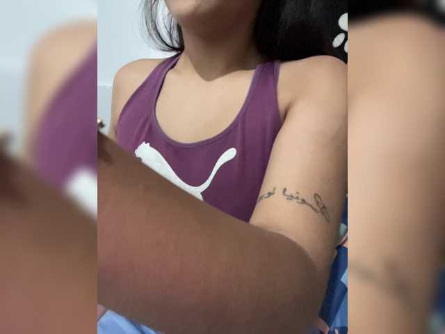 GigiRoss1 live cam on BongaCams