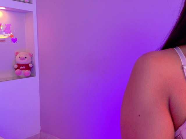GigiRoss1 live cam on BongaCams