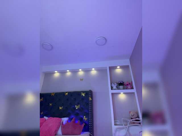 GigiRoss1 live cam on BongaCams