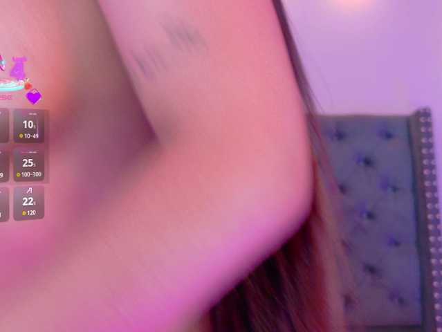 GigiRoss1 live cam on BongaCams