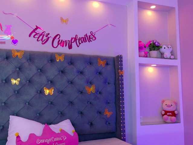 GigiRoss1 live cam on BongaCams