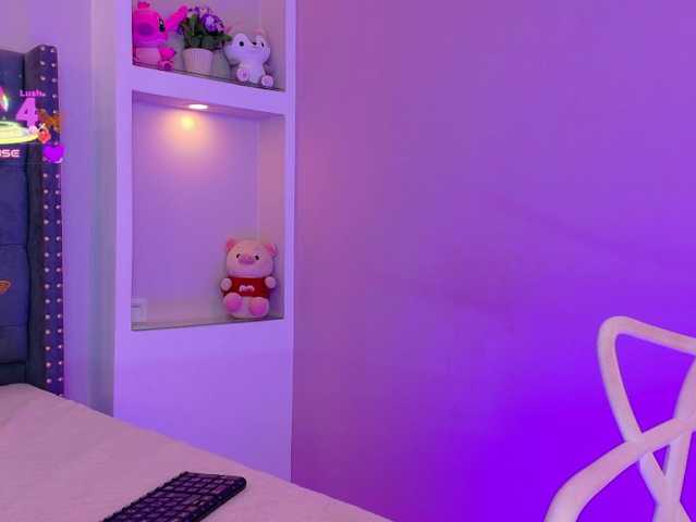 GigiRoss1 live cam on BongaCams