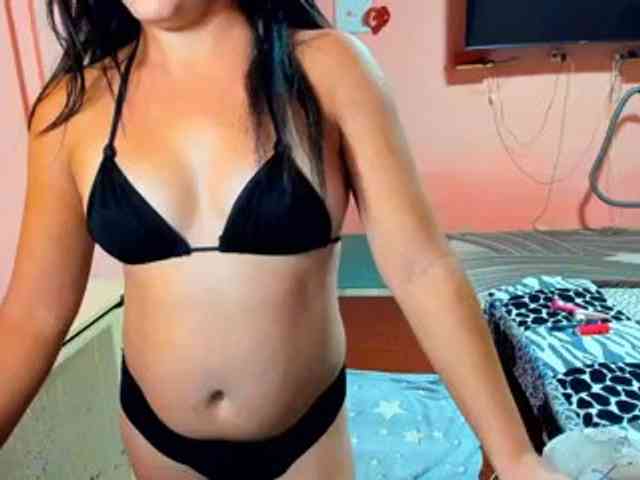 Vicky1215 webcam