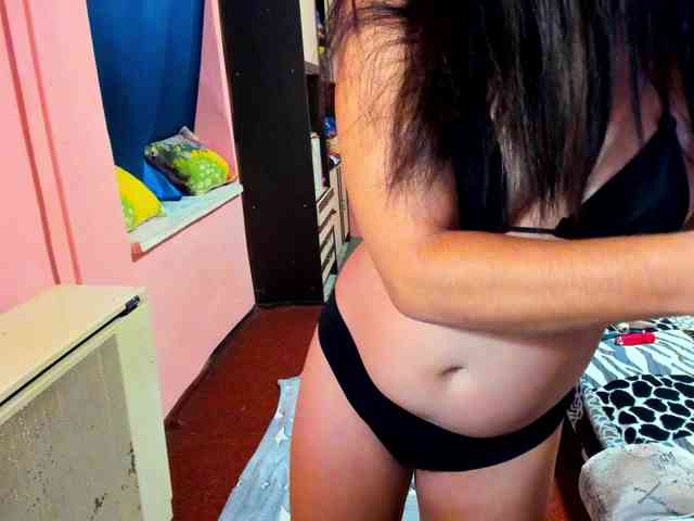 Vicky1215 webcam