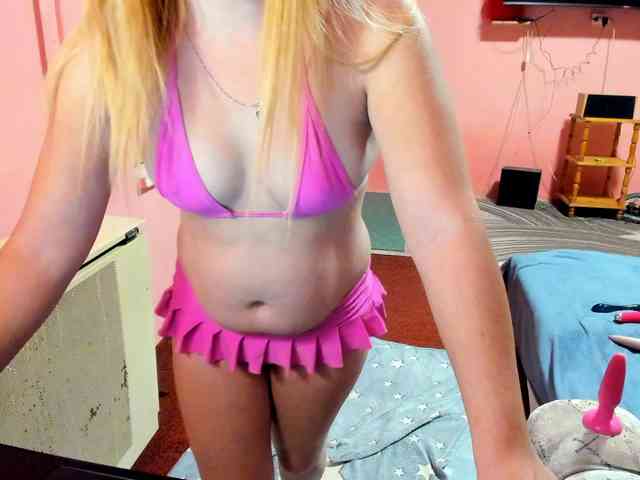 Vicky1215 webcam