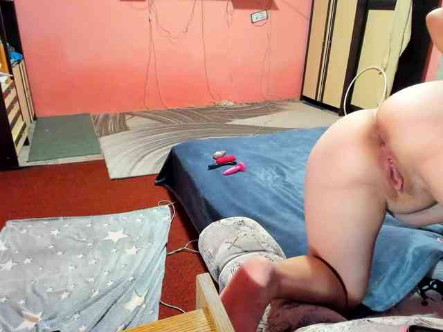 Vicky1215 webcam