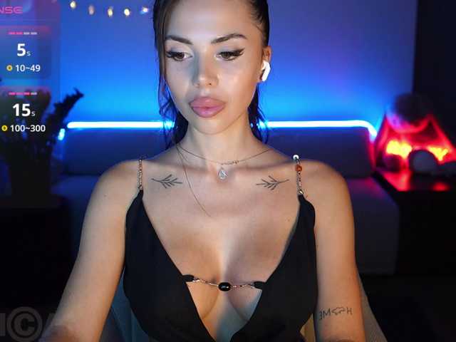 KatrinMoreno live cam on BongaCams