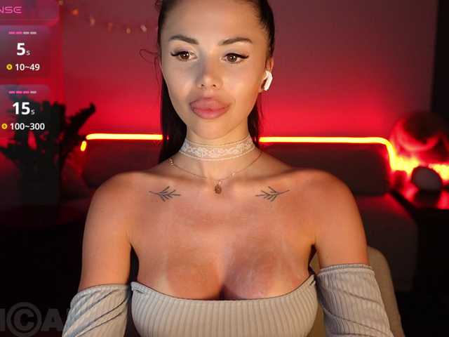 KatrinMoreno live cam on BongaCams