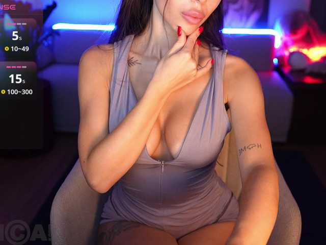 KatrinMoreno live cam on BongaCams