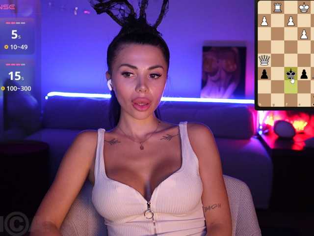 KatrinMoreno live cam on BongaCams