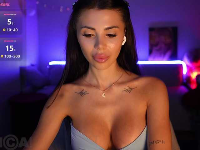 KatrinMoreno live cam on BongaCams
