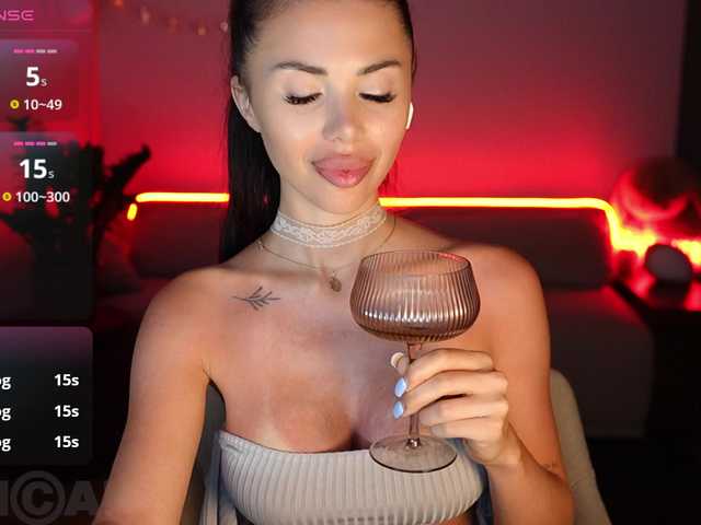 KatrinMoreno live cam on BongaCams